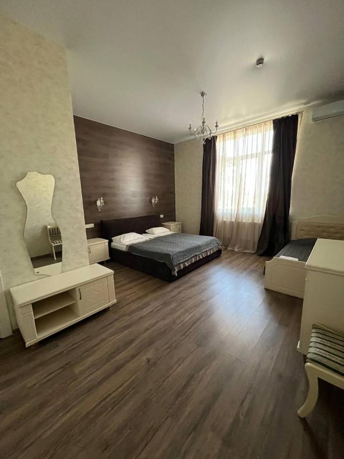 Borovik Hotel Novosilki Buitenkant foto