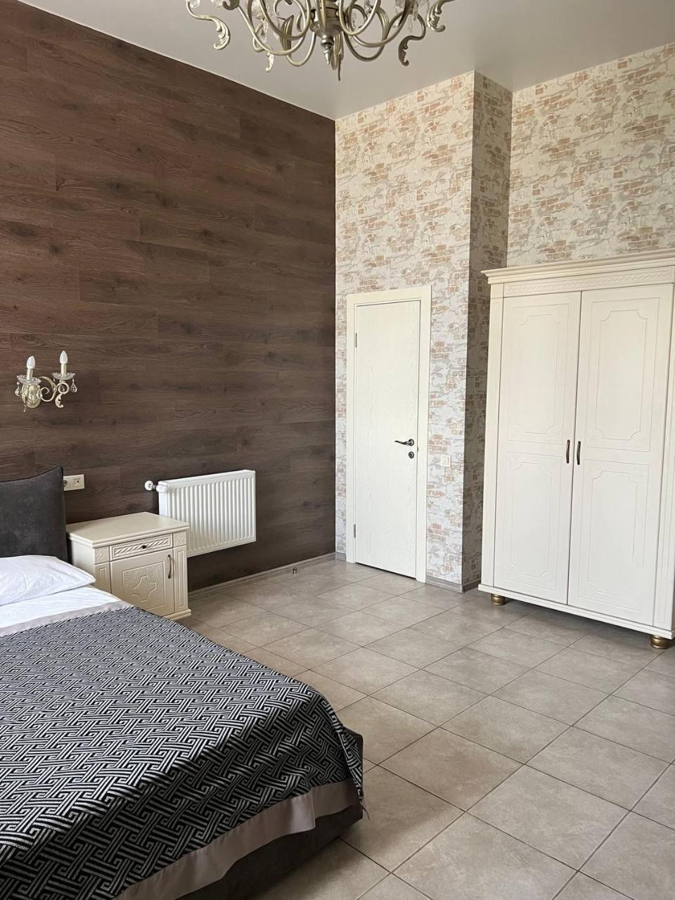 Borovik Hotel Novosilki Buitenkant foto
